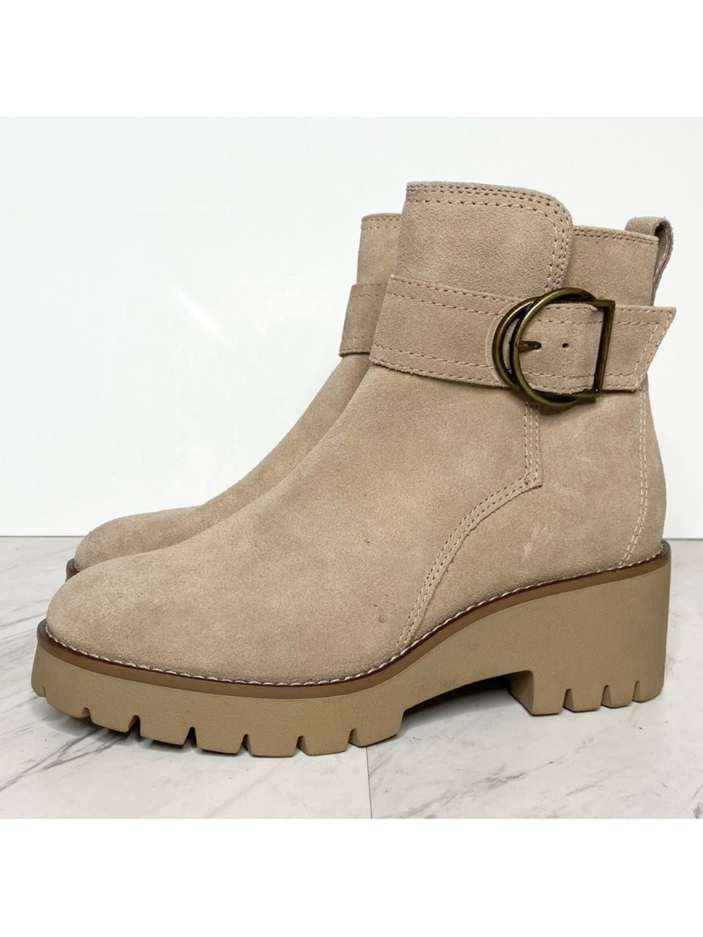 Blondo Dagger Tan Suede Bootie 7 1/2 M